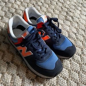 New Balance navy blue suede 574 sneaker 10 women’s